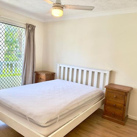 Surfers Tradewinds Hotel Gold Coast Bagian luar foto