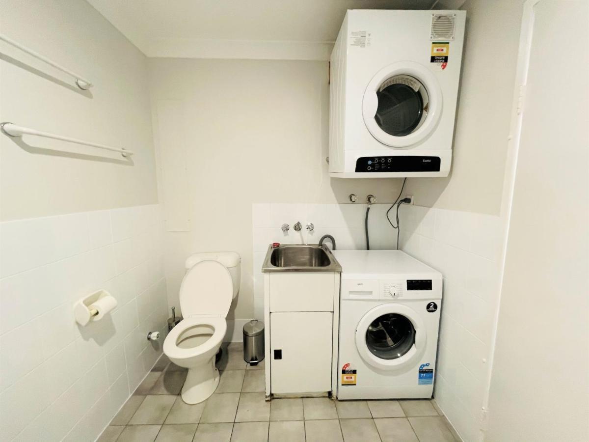 Surfers Tradewinds Hotel Gold Coast Bagian luar foto