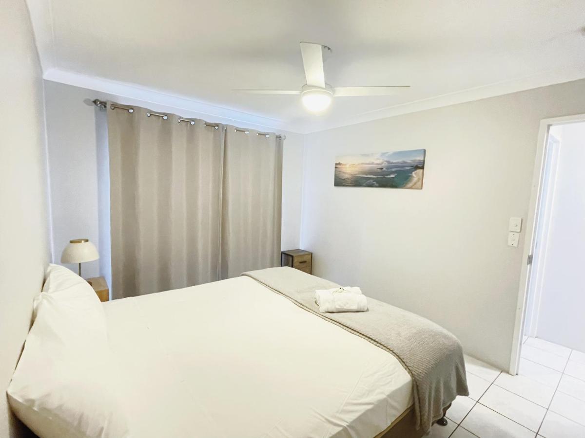 Surfers Tradewinds Hotel Gold Coast Bagian luar foto