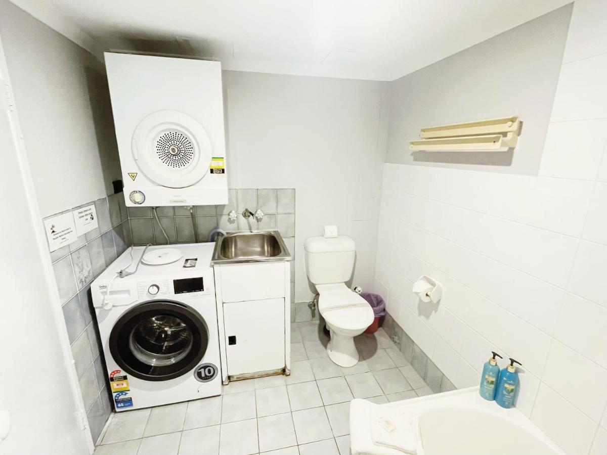 Surfers Tradewinds Hotel Gold Coast Bagian luar foto