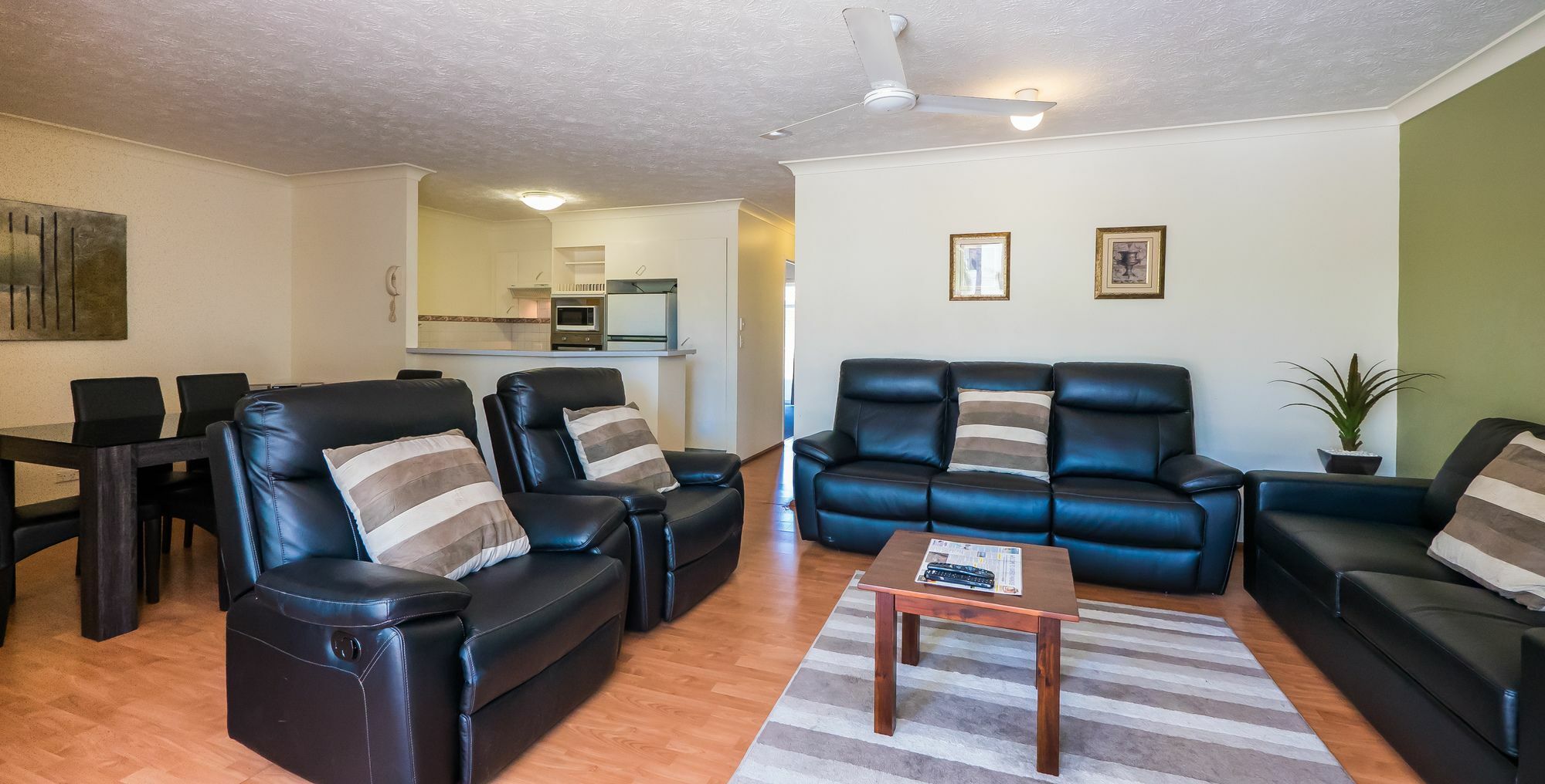 Surfers Tradewinds Hotel Gold Coast Bagian luar foto